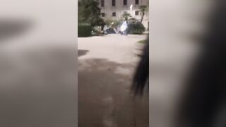 Fai il video mi raccomando - Pompino in pieno centro coppia italiana