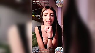 Alessi4 diretta OF - Se tippate questo bel culo lo sfondo con questo cazzo