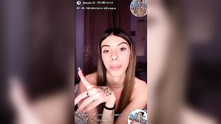 Alessi4 diretta OF - Se tippate questo bel culo lo sfondo con questo cazzo