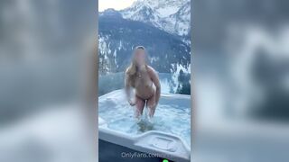 Sesso in montagna coppia italiana in jacuzzi
