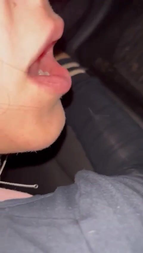 Dai che proviamo nel culo! No fa male mettilo nella fica