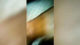 Dildo in fica masturbata forte