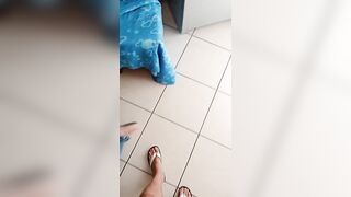 Suca il pesce senza mano