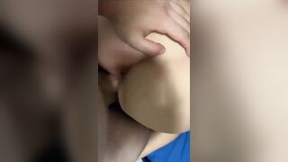 E' colpa mia? Fica scorreggiante fidanzata