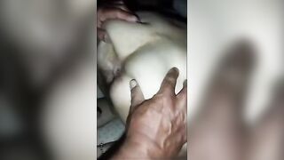 Una bella pecora moglie culona