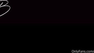 Trio lesbo onlyfanser italiana fica OF