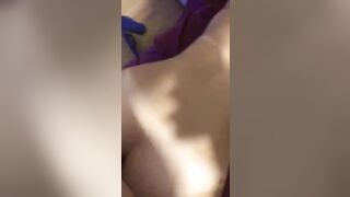 Fai vedere come ti rompono il culo! Ti piace il cazzo vero puttana?