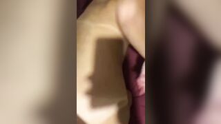 Fai vedere come ti rompono il culo! Ti piace il cazzo vero puttana?