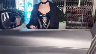 Prostituta scopata in macchina per 100 euro