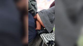 Coppia italiana beccata mentre lui la sta inculando all'aperto