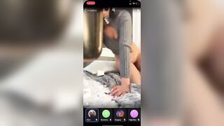 Kim 18 anne itallo cinese si masturba il culetto in live