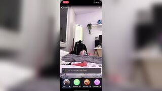 Kim 18 anne itallo cinese si masturba il culetto in live