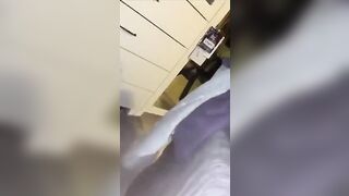 Che zozza che sei! Dal culo te lo sei messo in bocca