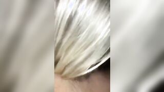 Quanto è grosso Leccalo e segalo forte con le mani