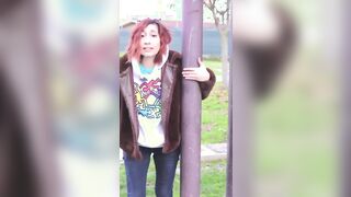 Dacci di mano con lo spruzzo quotidiano vivi lungo e vivi sano