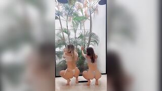 Gr3ta4 e M1ssChern0bil filmino lesbo OF