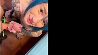 M4r1ka va dal dottore e si fa scopare forte nel suo studio OF