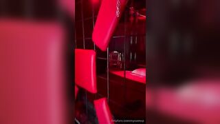 Napoletana tettona scopata bdsm OF