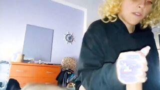 Sei bravissima! Voglio venirti in bocca posso?Va bene si