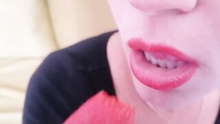 Il tuo cazzo la mia dolce fragola