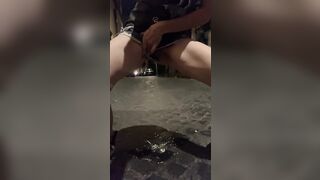 Pissing a Roma italiana porca