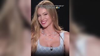 Taylor Mega - Ho una figa bellissima se vieni in camerino te la faccio vedere