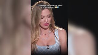 Taylor Mega - Ho una figa bellissima se vieni in camerino te la faccio vedere