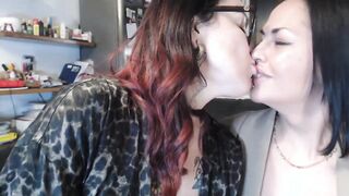 Milf italiana slinguano come porche