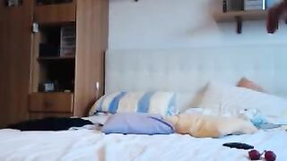 Al1ce si masturba in cam per un suo fan