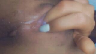 Ditalinoa due dita che orgasmo