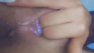 Ditalinoa due dita che orgasmo