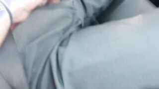 Una sega in macchina inaspettata da moglie troia italiana