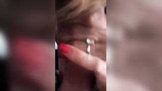 Bella bionda e col cazzo in bocca