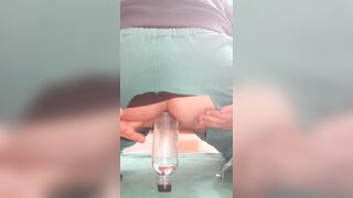 Bottiglia tutta nel culo