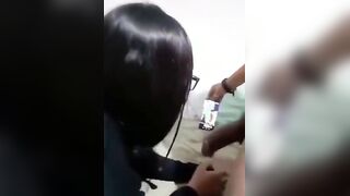 Fai vedere bene al telefono al cornuto come spompini