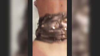 Lo vuoi nel culo? Si piano piano per godermelo tutto