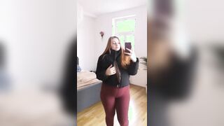 Che latteria la giovane cicciottella