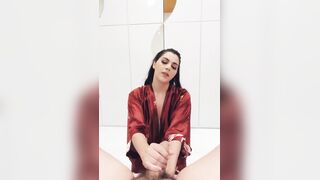 Valentina sega l'amico