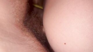 Riempio con gioia la fica pelosa di Claudia