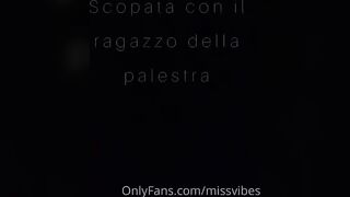 Milf italiana scopata in palestra dal suo istruttore