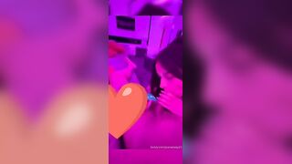 Succhio il cazzo e penso a te