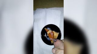 Il dolce è servito,goditelo troia