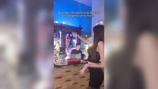 Quando in Gintoneria da Davide ho pagato con un paio di mutandine usate