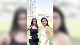 Elisa Esposito con Annarita Esposito cugine maiale OF