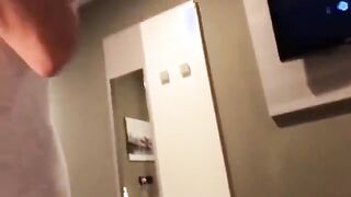 Milf italiana succhia il cazzo - FAMMELO UN BEL POMPINO