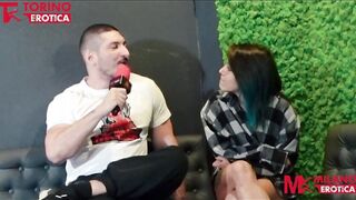 Intervista prima della scena completa TRE PORCELLINI AL PRIVÈ