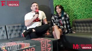 Intervista prima della scena completa TRE PORCELLINI AL PRIVÈ