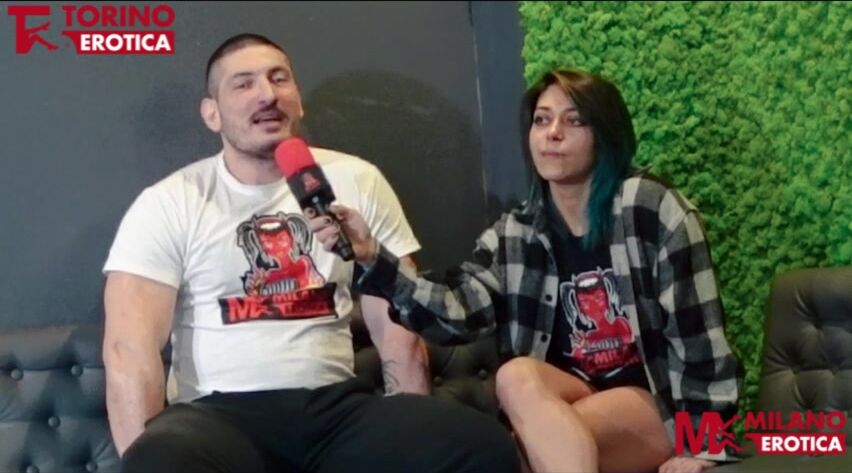 Intervista prima della scena completa TRE PORCELLINI AL PRIVÈ