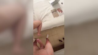 Dora spompina il fidanzato e si fa sbattere a pecora OF