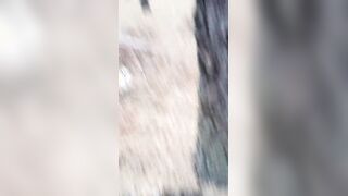 Si fa fare un pompino da morettina italiana all'aperto